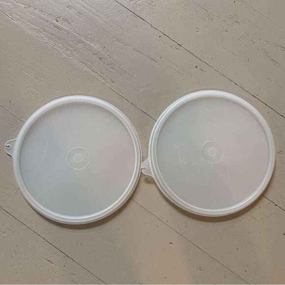 Tupperware set of 2 pink Munchkids divided plate with lids snack lunch school - Picture 7 of 11